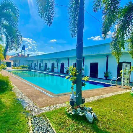Ogh Resort Hotel Angeles Esterno foto