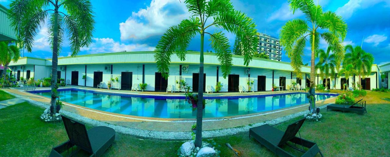 Ogh Resort Hotel Angeles Esterno foto